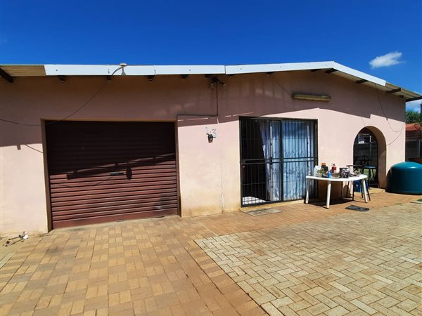 3 Bedroom Property for Sale in Kanana North West